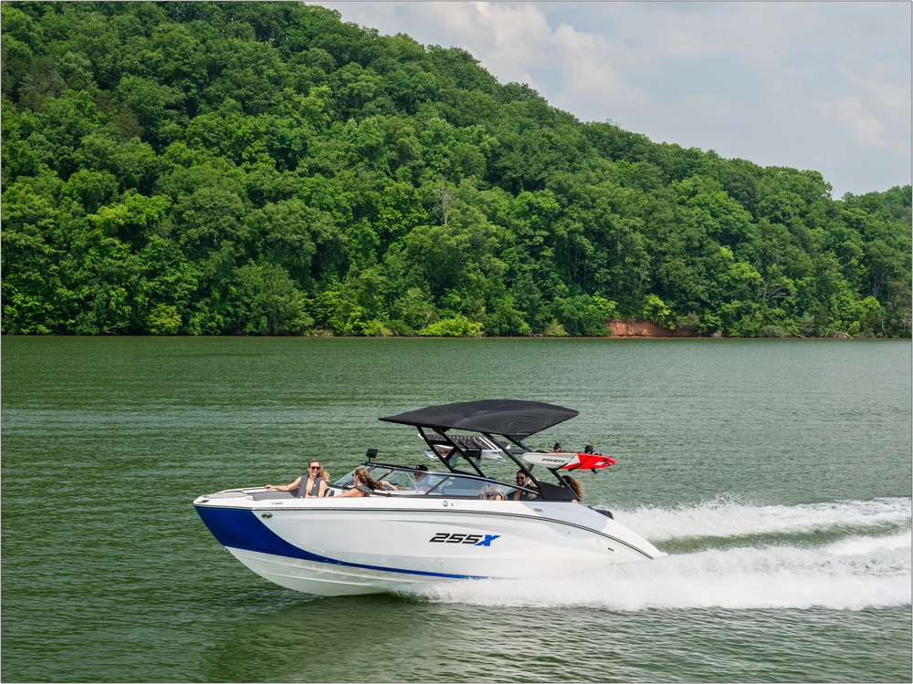 2026 Yamaha 255xe alt