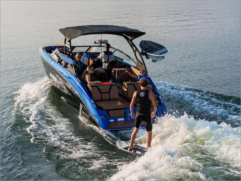 2026 Yamaha 255xd alt