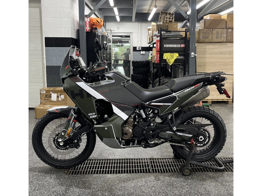 Husqvarna Norden 901 2025 alt