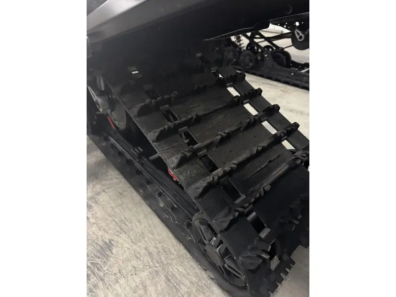 2025 Ski-Doo RENEGADE ADRENALINE 900 ACE