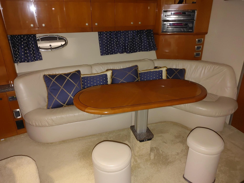 Formula 47 Yacht 2004 alt