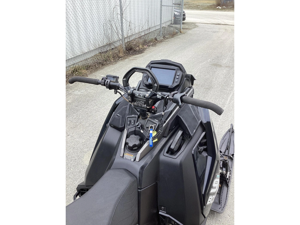 2025 Polaris 9r Boost Khaos 155x3.25" - Custom Dealer Demo alt