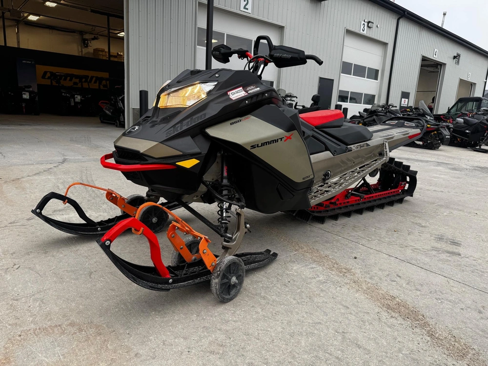 2022 Ski-doo Summit X W/expert 850 Turbo 165 alt