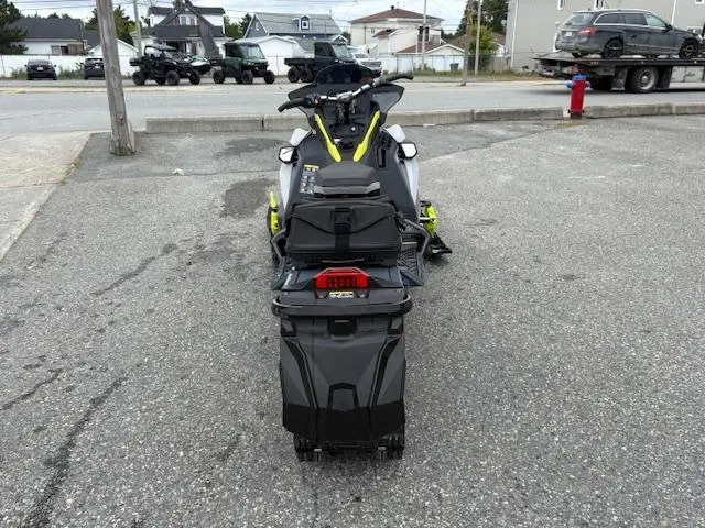 2022 Polaris POLARIS ASSAULT MATRIX 850