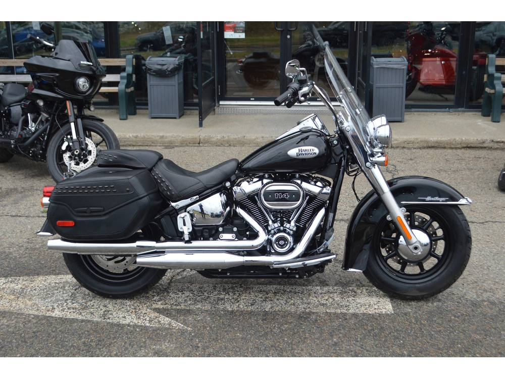 2022 Harley-davidson Flhcs alt
