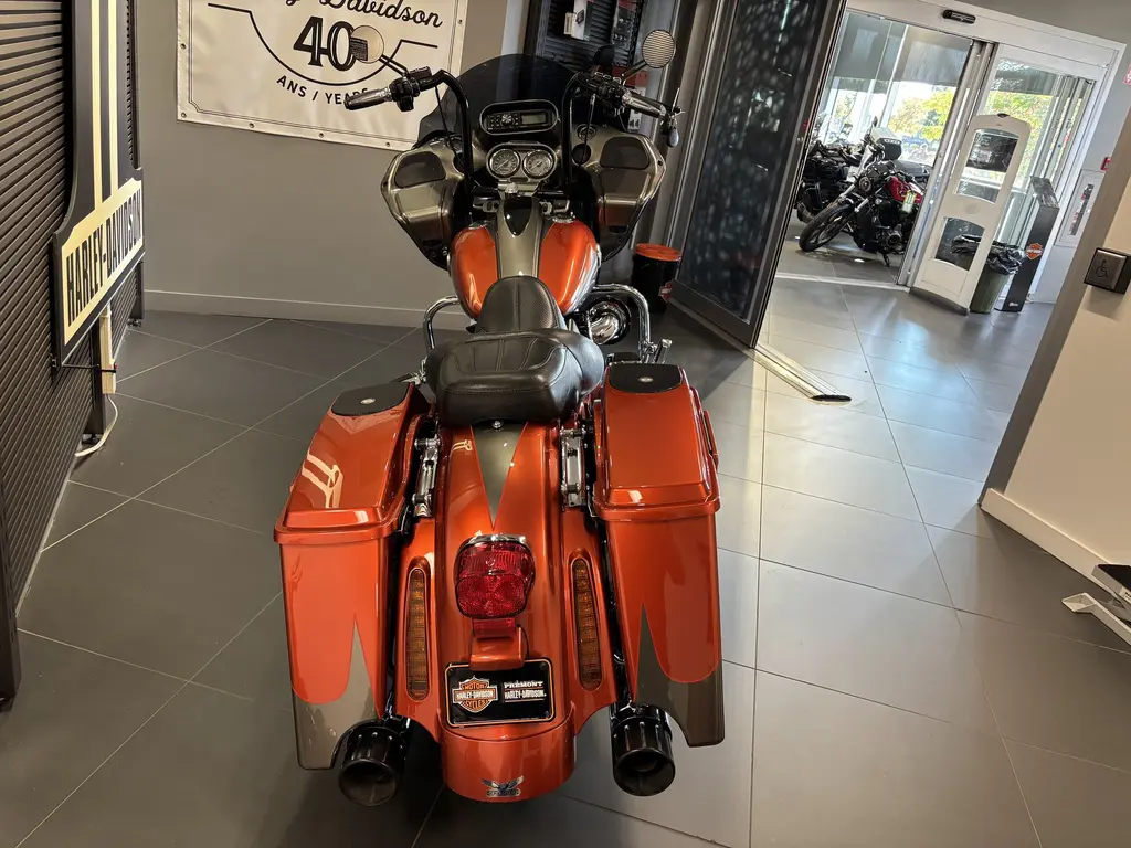 Harley-Davidson CVO Road GlideFLTRXSE 2013