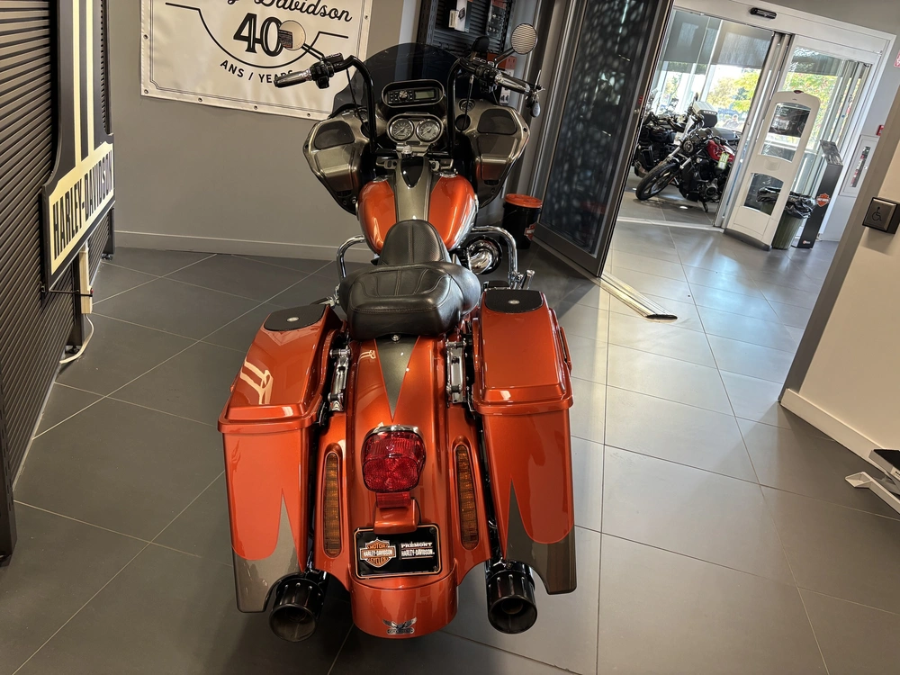Harley-davidson Cvo Road Glide Fltrxse 2013