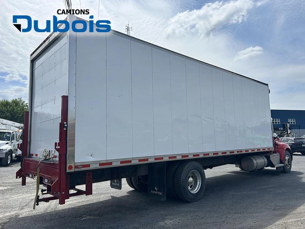 Kenworth T300 2009 alt
