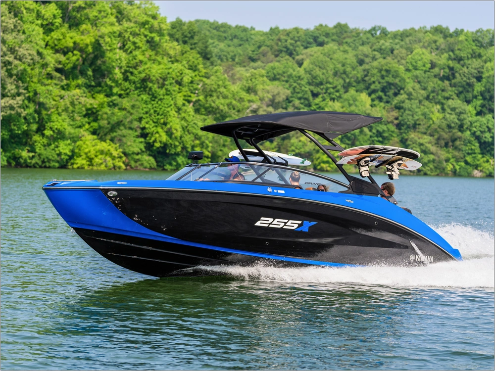 2026 Yamaha 255xd alt