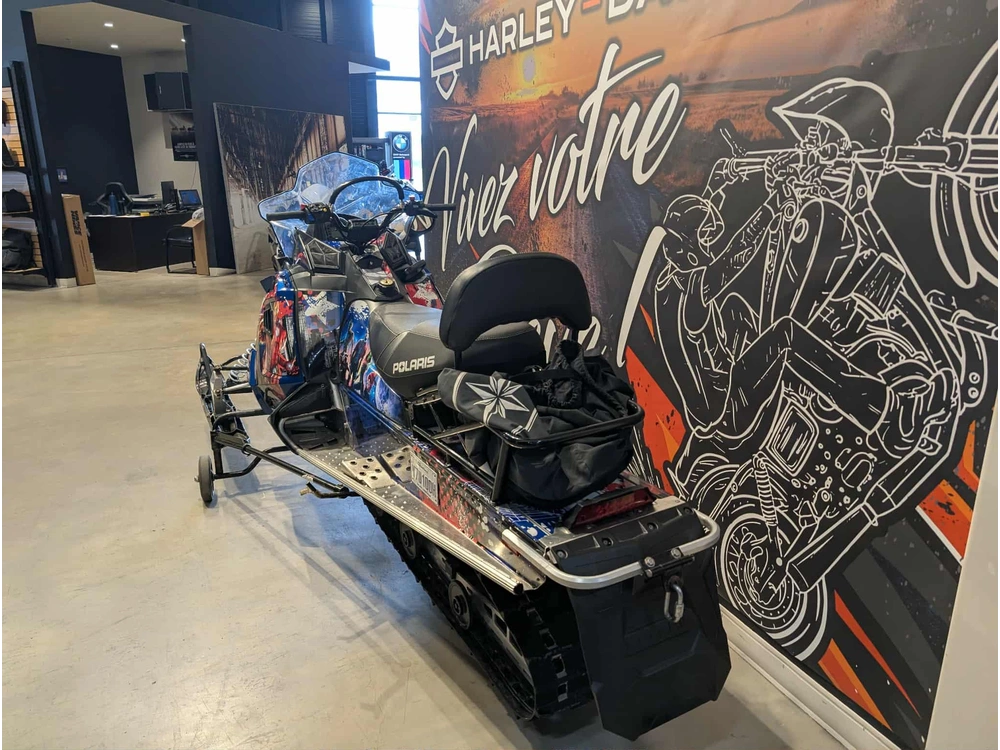 Polaris Indy 550 Voyageur 2017 alt