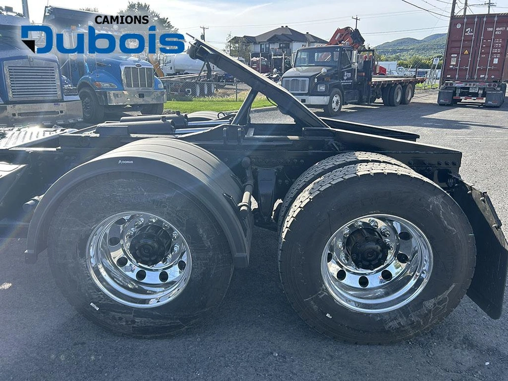 Freightliner 114sd 2021 alt