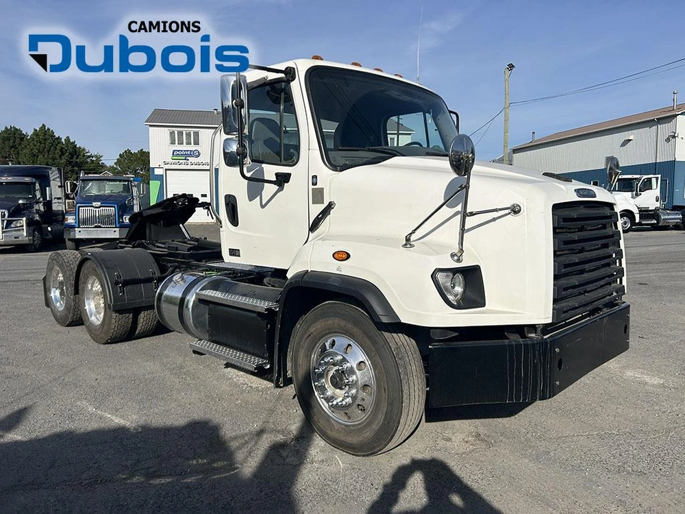 Freightliner 114sd 2021 alt