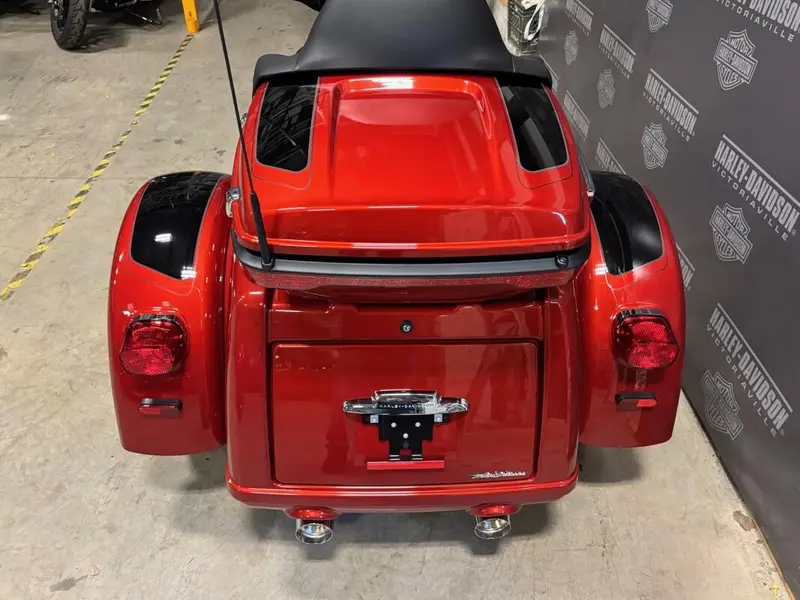 2025 Harley-Davidson TRI-GLIDE ULTRA FLHTCUTG 114