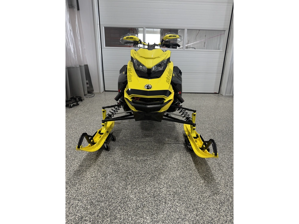 2022 Ski-doo Renegade Xrs 850 E-tec alt