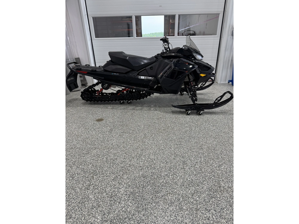 2022 Ski-doo Renegade X 900 R alt