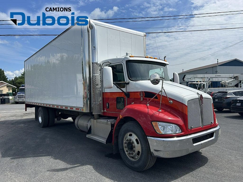 Kenworth T300 2009 alt