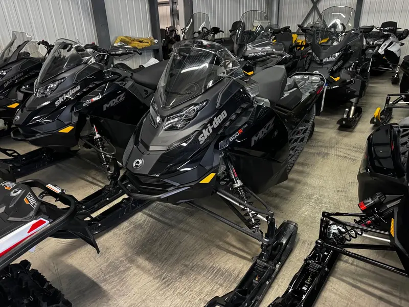 2024 Ski-Doo MXZ ADRENALINE 137 600R E-TEC RipSaw 1.25" E.S.