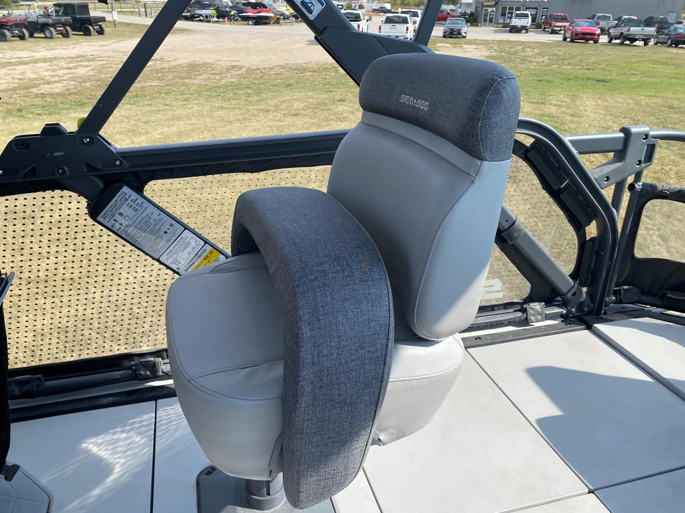 2023 Sea-doo/brp Switch Cruise 21' 230hp alt