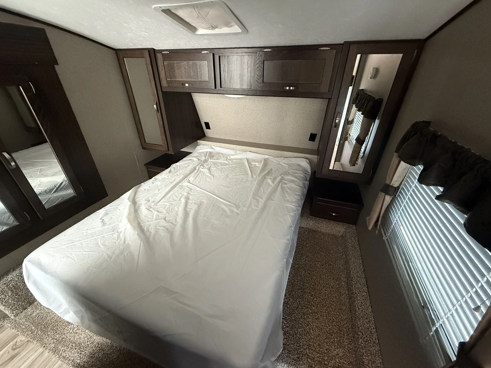 Keystone Rv Springdale 300fwbh 2018 alt