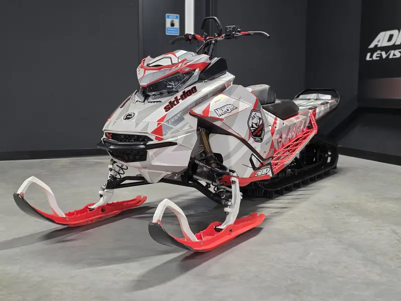 2020 Ski-Doo SUMMIT X 165