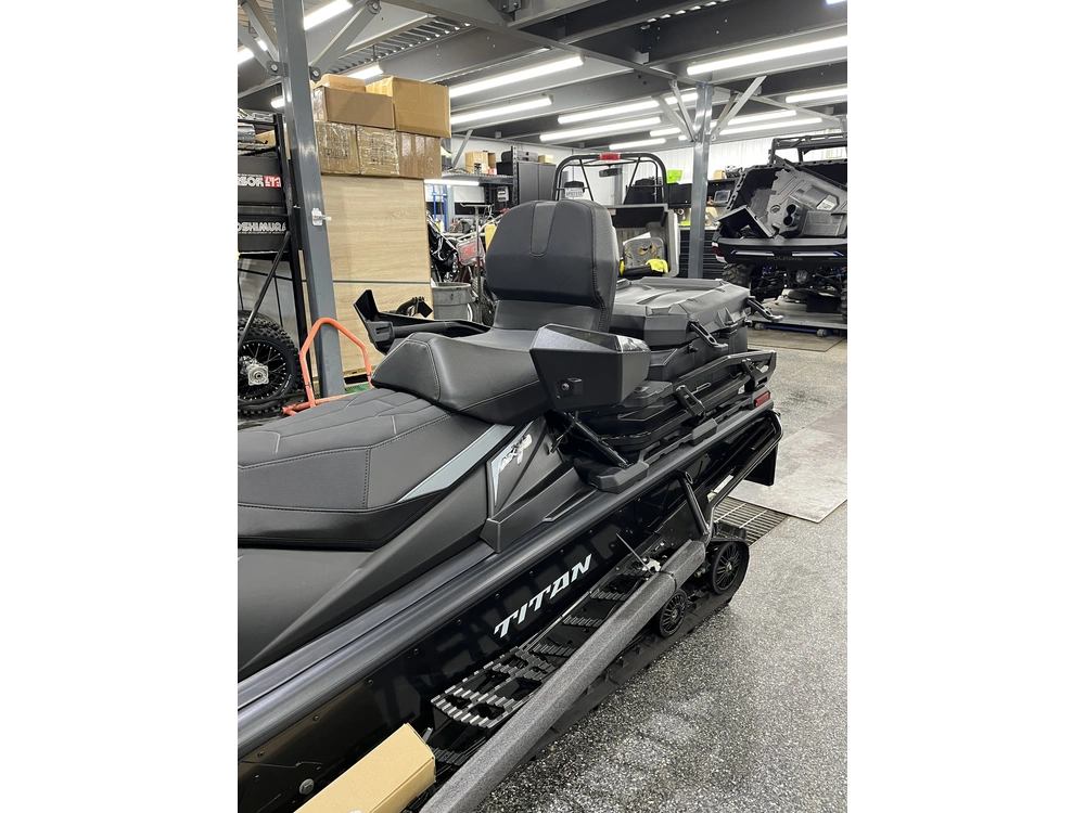Polaris Prostar S4 Titan Adventure 155 2025 alt