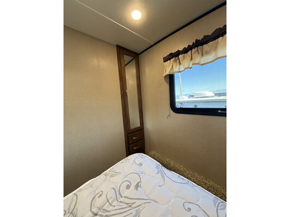 Chaparral 31bhs 2018 alt