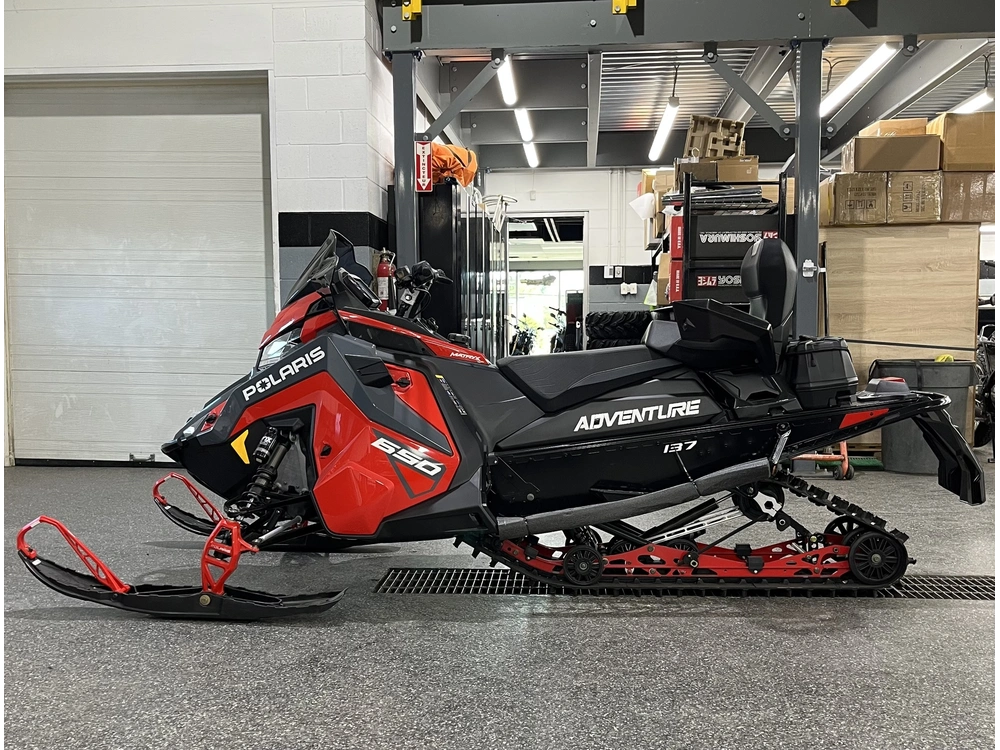 Polaris 650 Indy Adventure 137 2024 alt