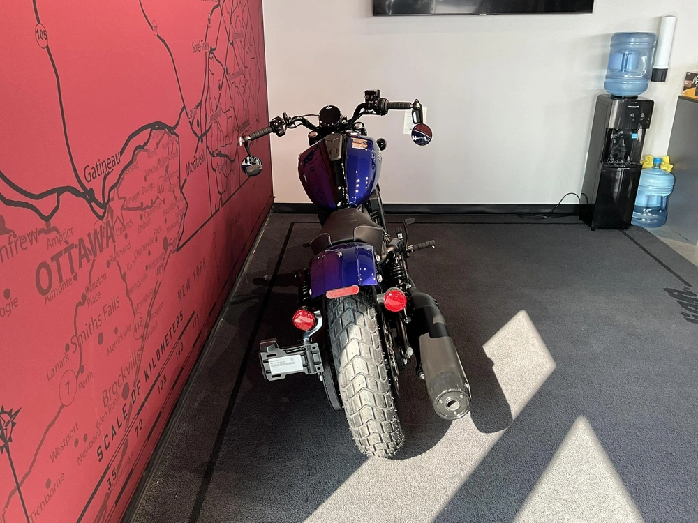 2025 Indian Motorcycle Scout Bobber Limited With Technology Package alt