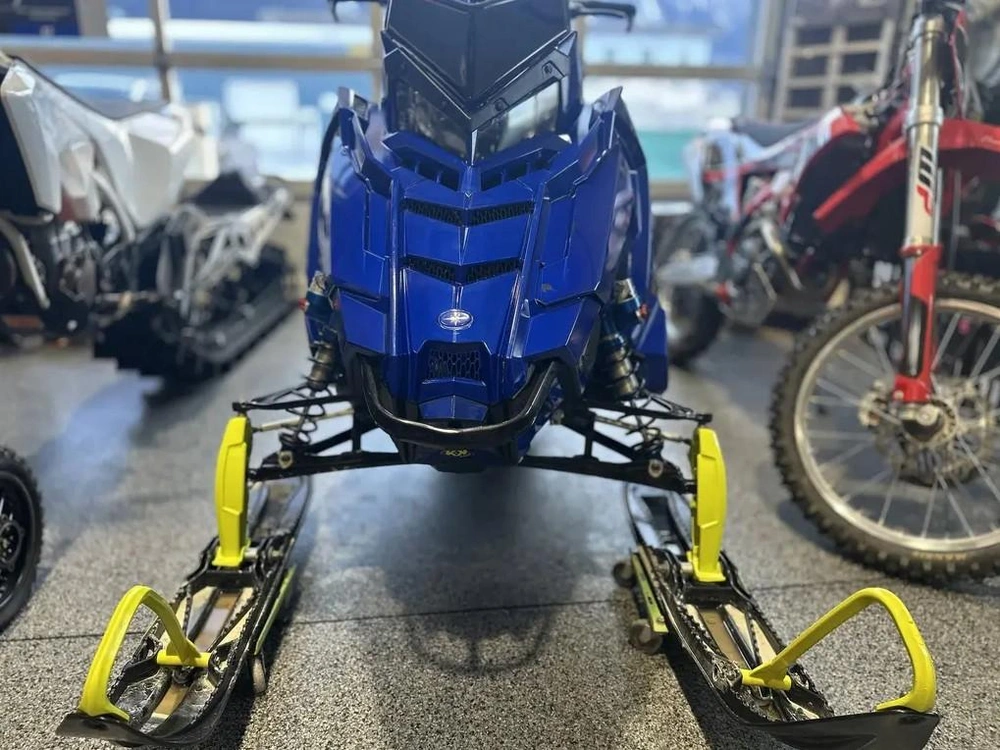 2021 Polaris 850 Rmk Khaos 155 2.75" - Polaris Blue / Lime Squeeze alt