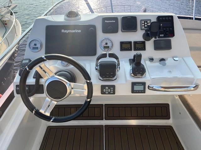 Prestige Yachts 450 Fly 2014 alt