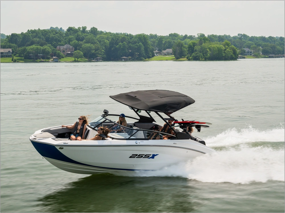 2026 Yamaha 255xe alt