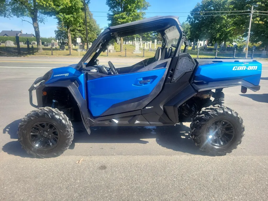 CAN-AM Commander 1000R XT DPS 2021