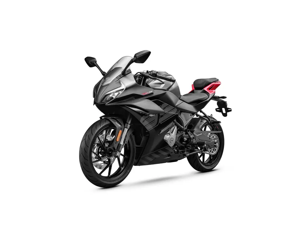 2026 CFMOTO 300SS // Nebula Black