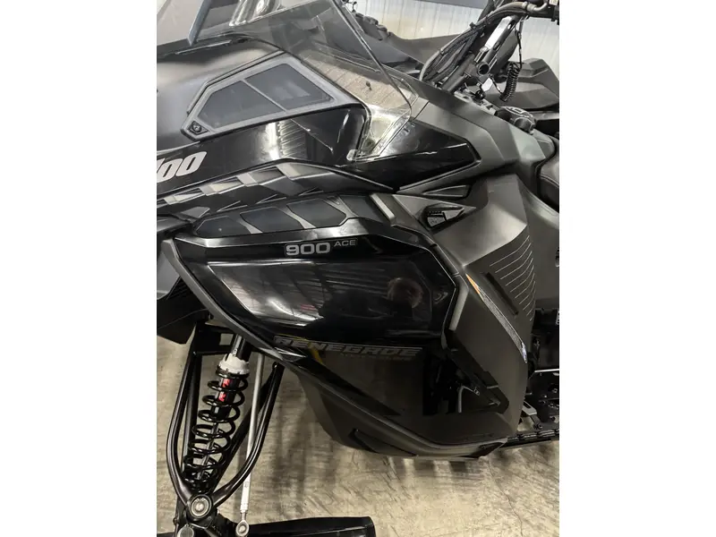 2025 Ski-Doo RENEGADE ADRENALINE 900 ACE