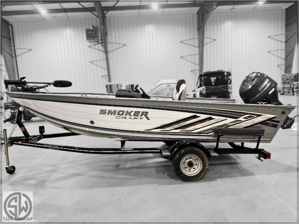 2024 Smoker-craft Pro Angler 161 alt