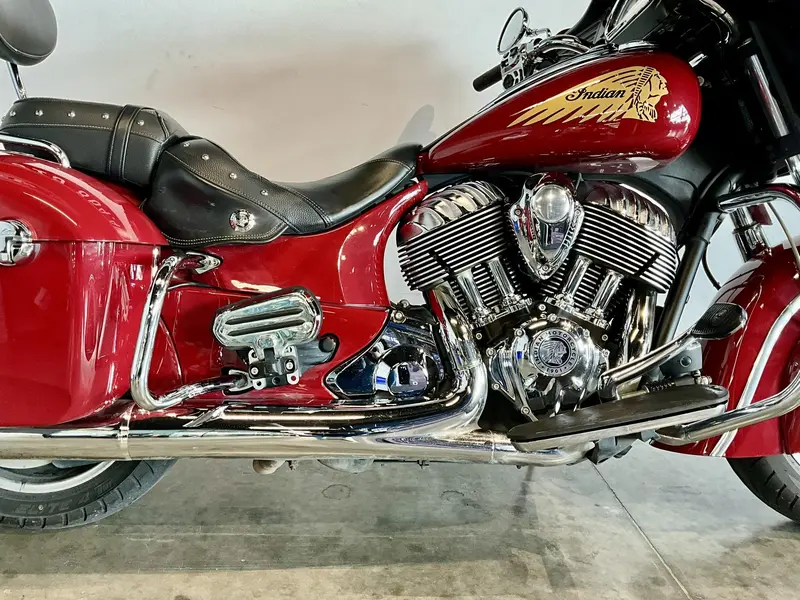 2014 Indian Motorcycle Chieftain 111 thumbnail 6