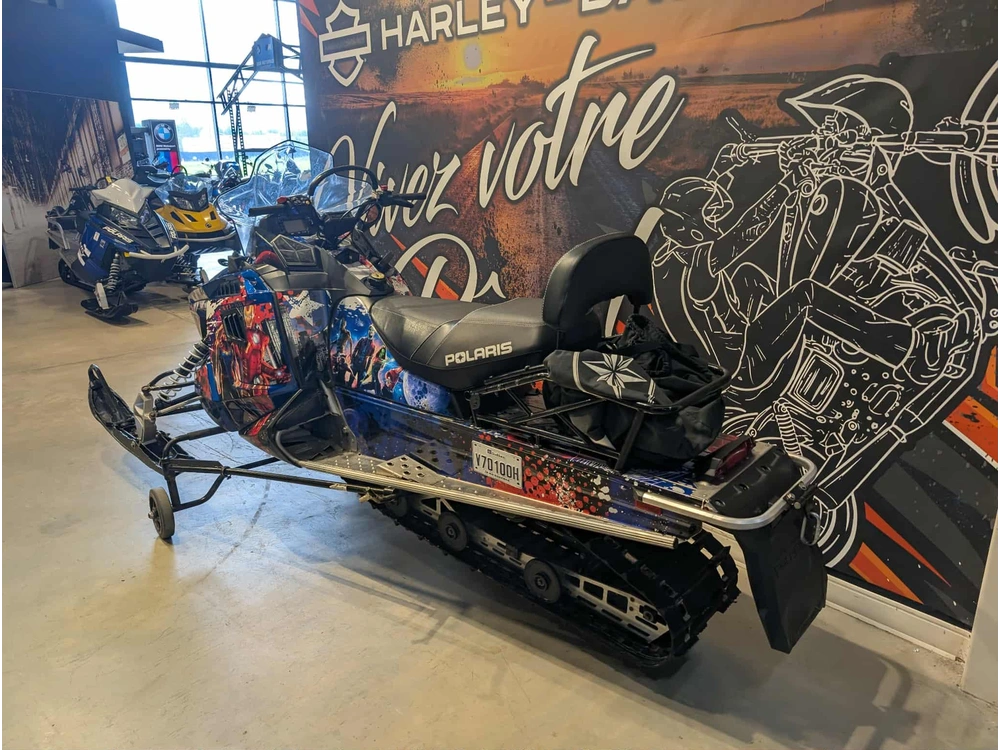 Polaris Indy 550 Voyageur 2017 alt