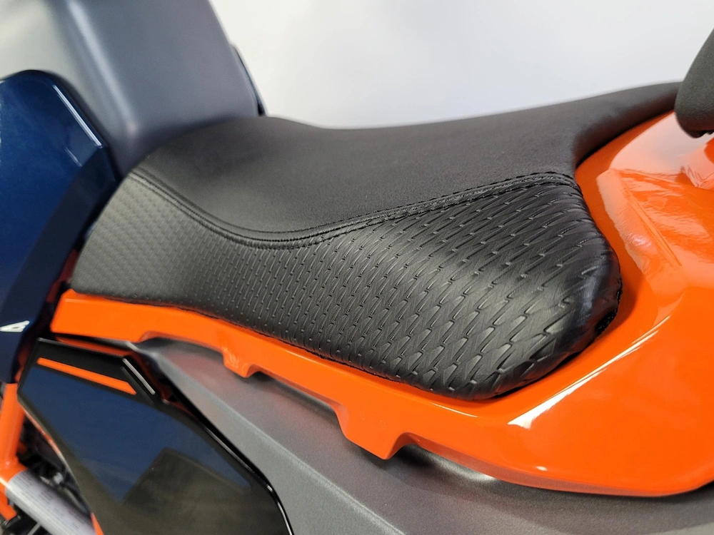 Ktm 390 Duke The Corner Rocket🚀 2025 alt