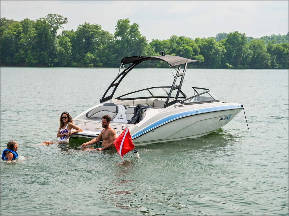2026 Yamaha Ar190 alt