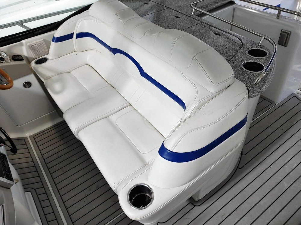 Formula 47 Yacht 2004 alt