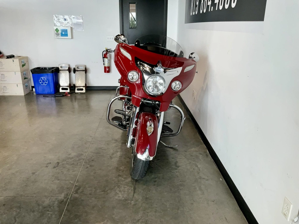Indian Motorcycle Chieftain 111 2014 alt