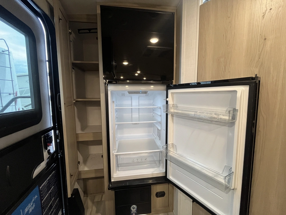 Rockwood Mini Lite 2205s 2024 alt