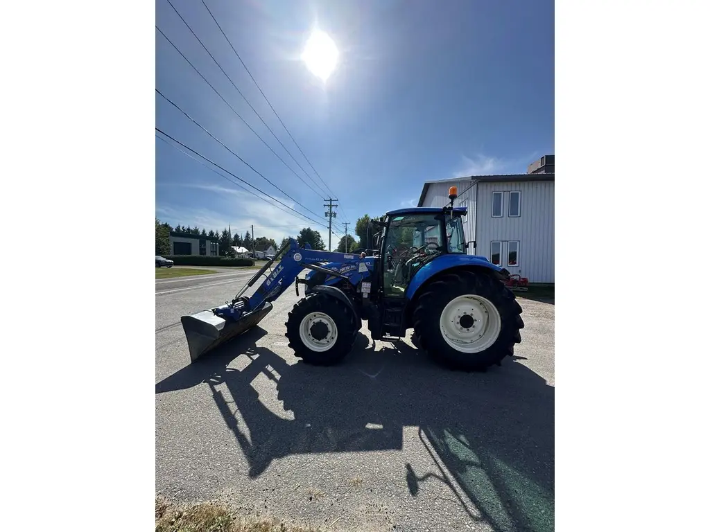 2013 New Holland T5 105