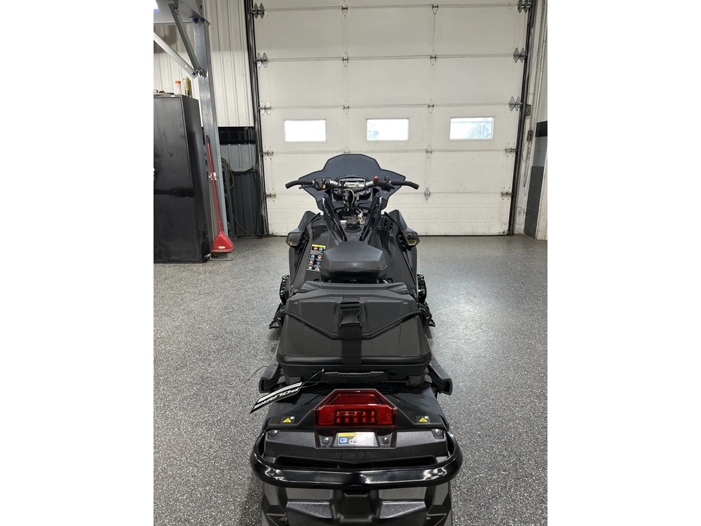 Polaris Indy Aventure S4 2023 alt