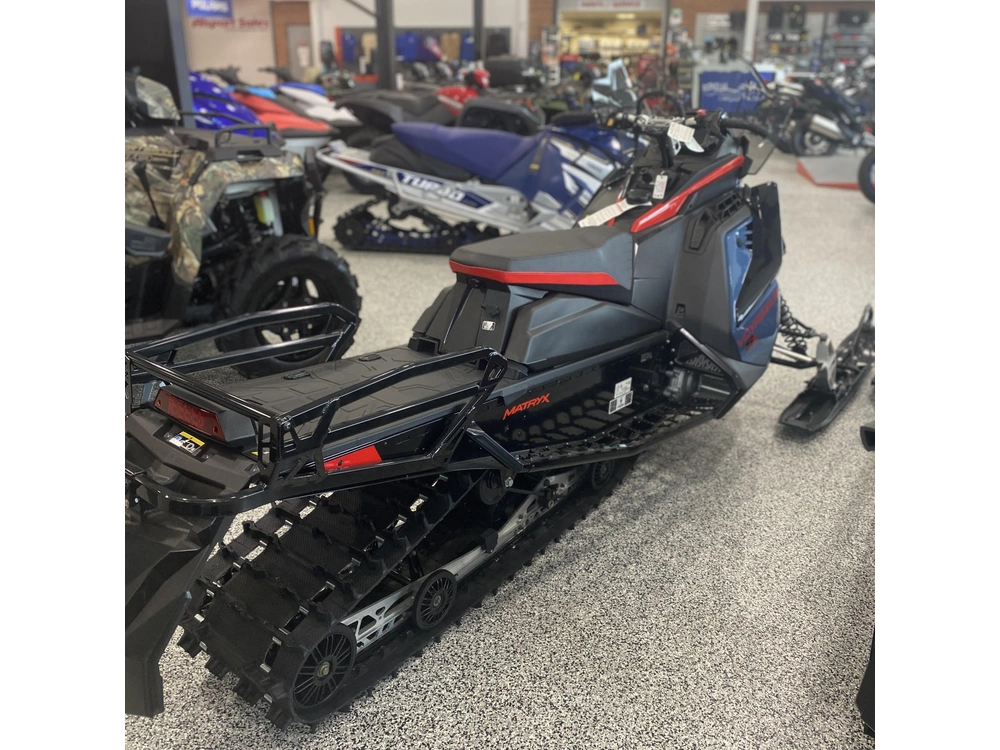 2024 Polaris Prostar S4 Voyageur 146 alt