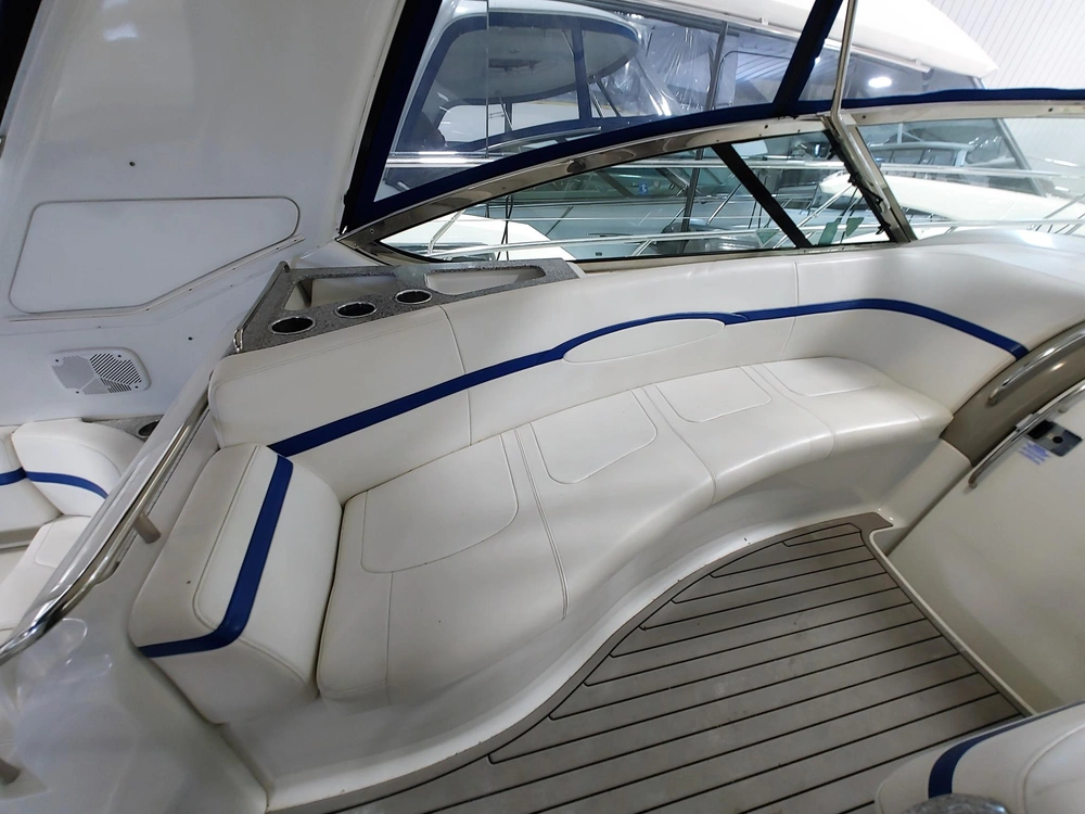 Formula 47 Yacht 2004 alt