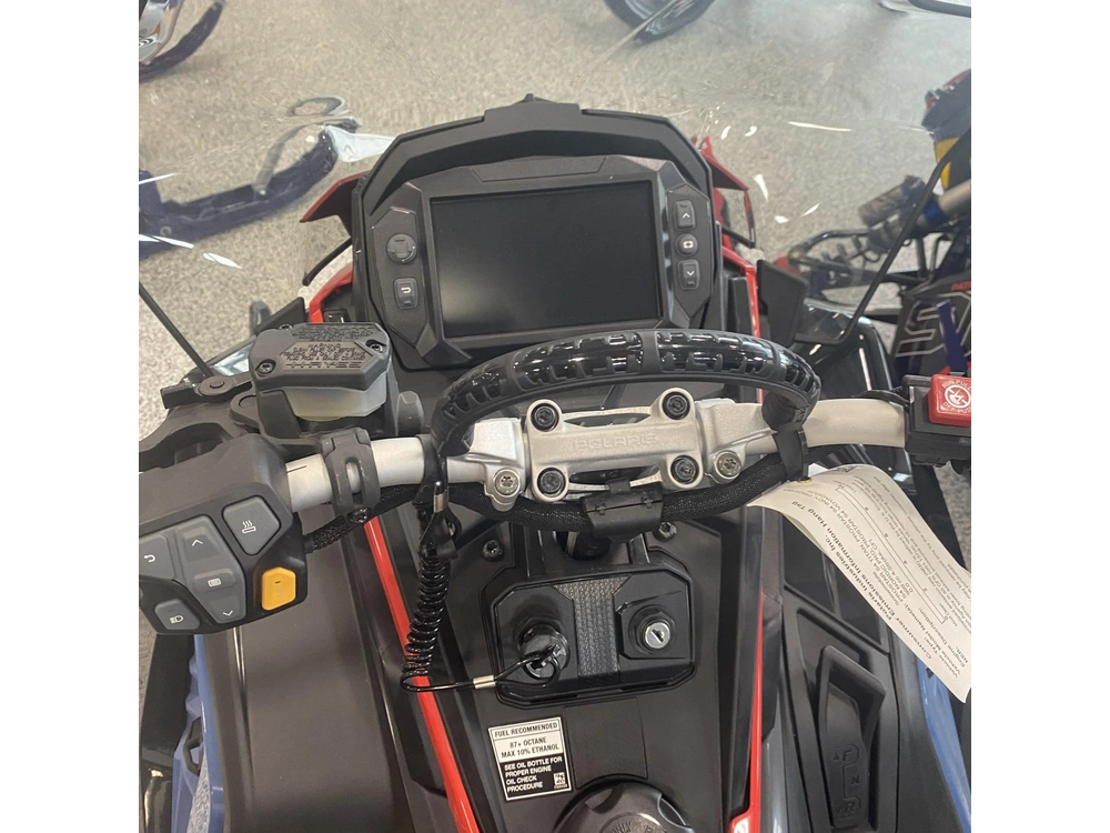 2024 Polaris Prostar S4 Voyageur 146 alt