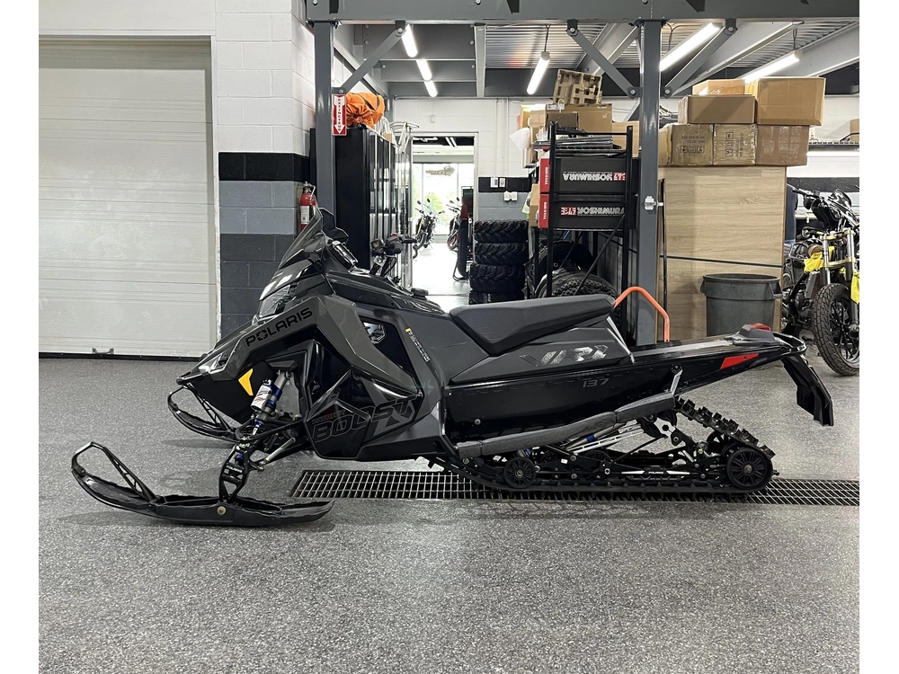 Polaris Patriot Boost Indy Vr1 137 2025 alt