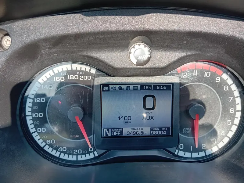 2011 Can-Am SPYRTLTD