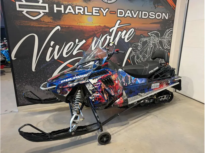 2017 Polaris Indy 550 Voyageur